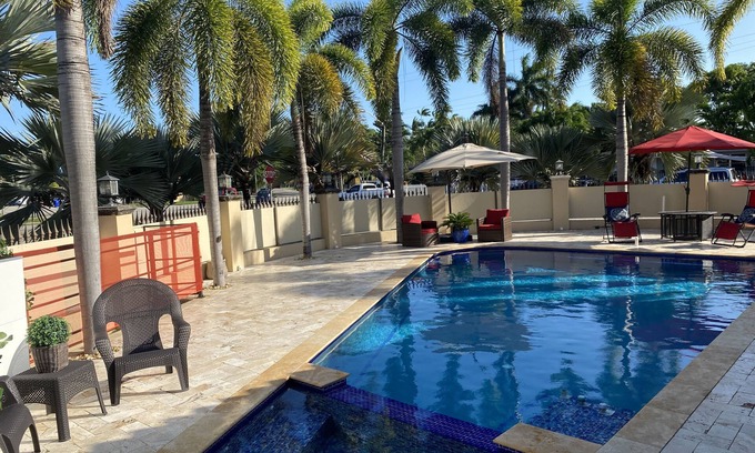 West Little Havana House | GuestHome 5 minutes from Miami Airport with Heated Pool