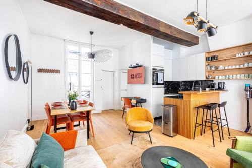 Les Iles Apartment | GuestReady - Parisian charm near Notre-Dame