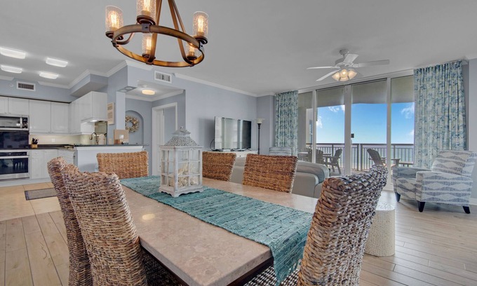 Navarre Beach Condo | GULF FRONT CONDO + FREE BEACH CHAIR SERVICE
