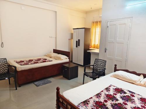 Kuppaayil Apartment | Guruvayurappan Stay, Entire Flat, Near East Nada Guruvayur