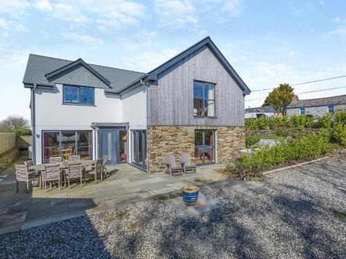 Pendoggett House | Gwithian House
