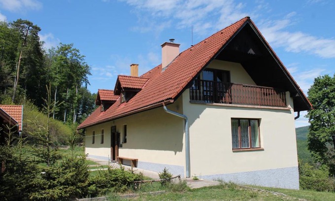 Nova Bana House | Hájenka Bukovina Nová Baňa