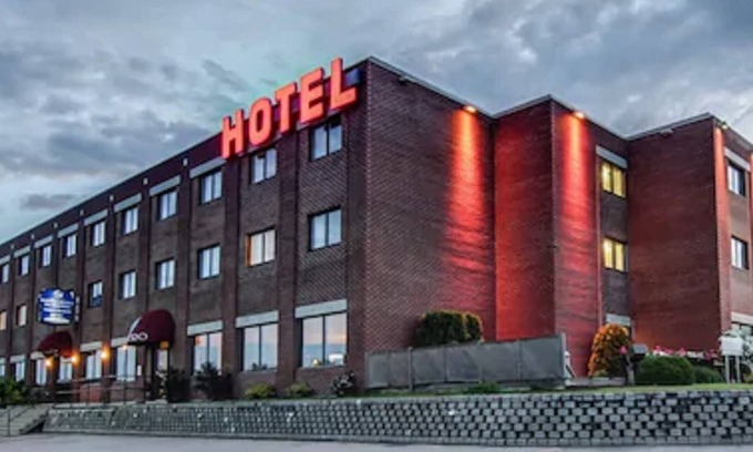 Roberval Hotel | Hôtel Château Roberval