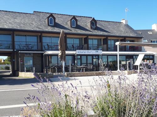 Saint-Jacques Hotel | Hôtel du Port Bar Restaurant