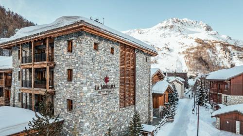 Val-d'Isere Hotel | Hôtel LA MOURRA
