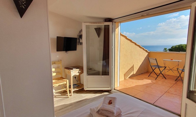 Les Issambres Hotel | Hôtel les calanques