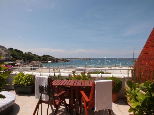 Tregastel Hotel | Hôtel - Restaurant - Salon de Thé Le Beauséjour