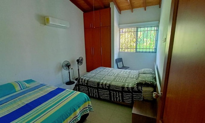 Papare House | Habitación en casa cerca a playa y aeropuerto
