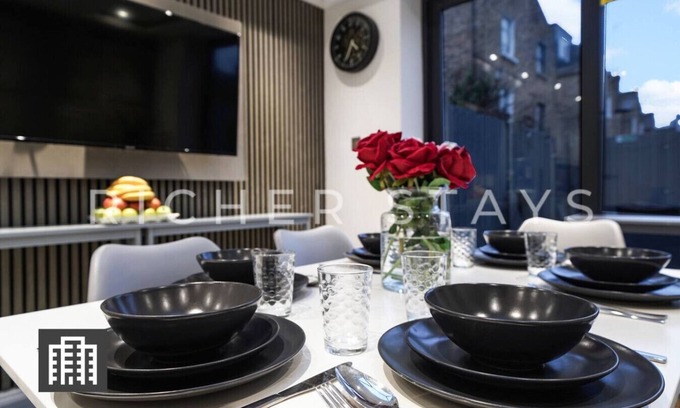 Hackney Downs House | Hackney Suites - Double En-suite Room (G2)