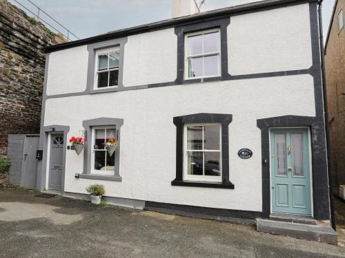 Conwy House | Hafan Glyd
