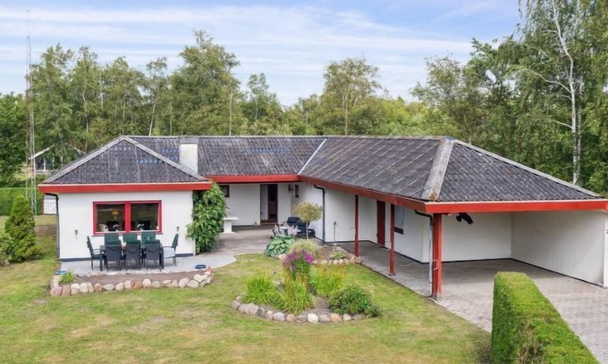 Gedesby House | "Hakon" - 550m from the sea by Interhome