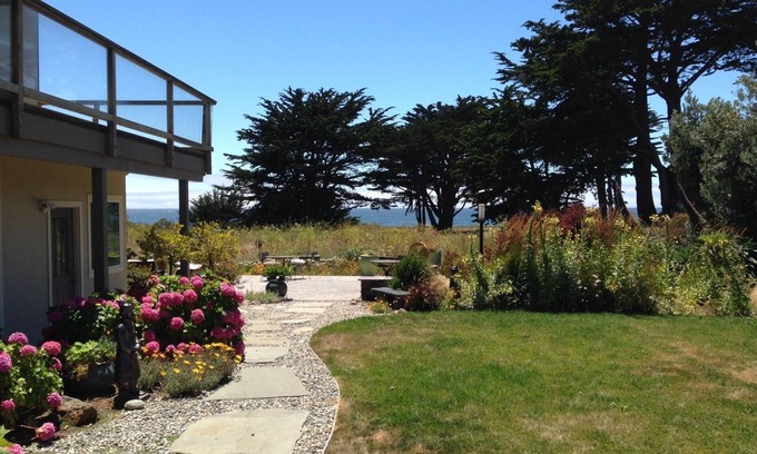 El Granada House | Half Moon Bay - Expansive Ocean Views