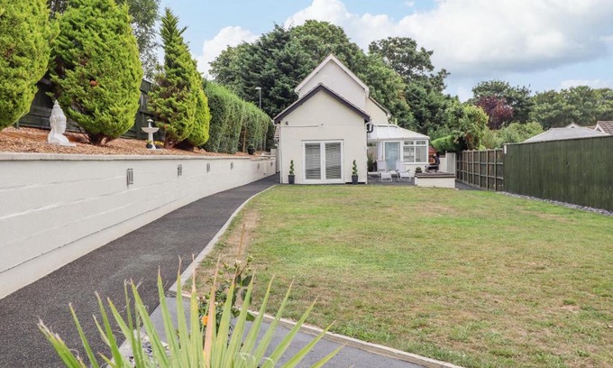 Skegness House | Hallstead