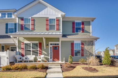 Hampton Apartment | Hampton Condo, Close to Beaches!