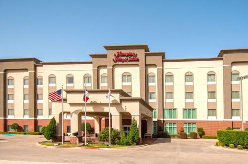 Waxahachie Hotel | Hampton Inn and Suites Waxahachie
