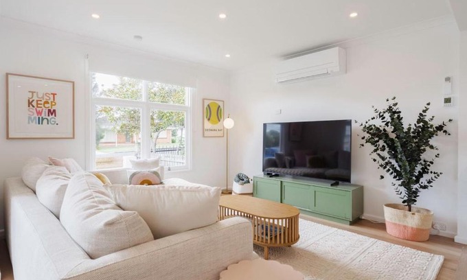 Dromana House | Hamptons on Heales - Classic Beach House Charm