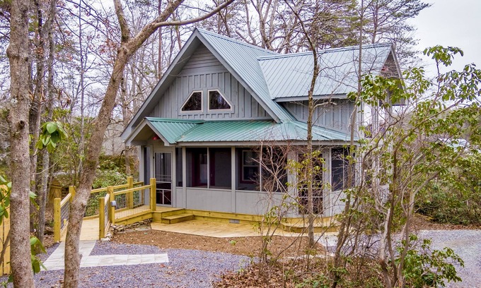 Mentone Cottage | Handicap Accessible cottage at Desoto Falls Mentone,AL Central Time Zone