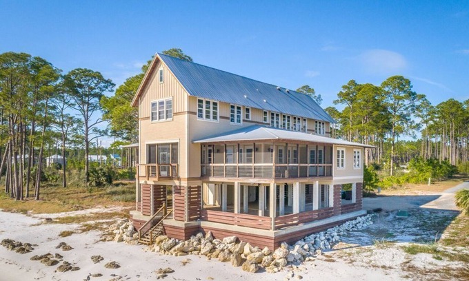 Carrabelle House | "Happy Ours" 5BR/4.5BA Beachfront Home