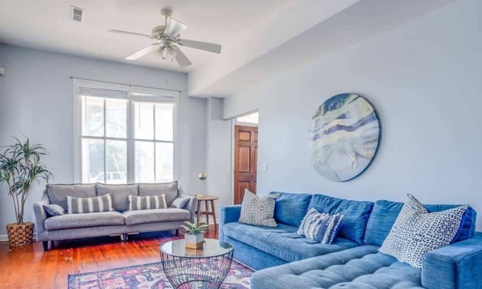 Westside House | Harbor Mist House | Spacious 4BR in DT Charleston!