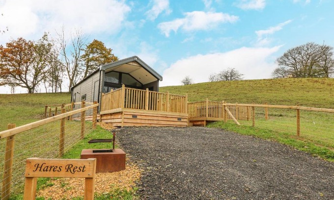 Llandrindod Wells House | Hares Rest