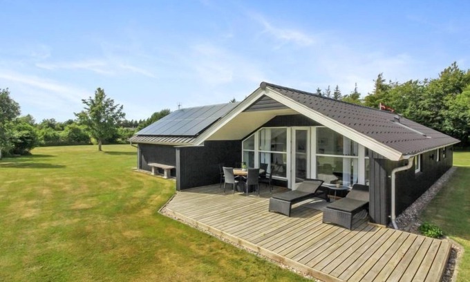 Tversted House | "Harmen" - 1.1km from the sea by Interhome