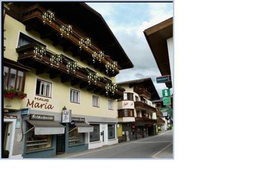 Bruck an der Grossglocknerstrasse Bed & Breakfast | Haus Maria