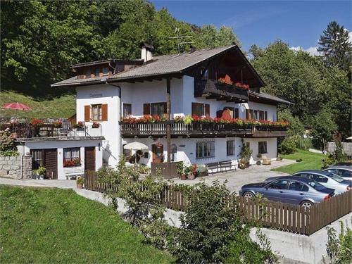 Tirolo Apartment | Haus Niederweg