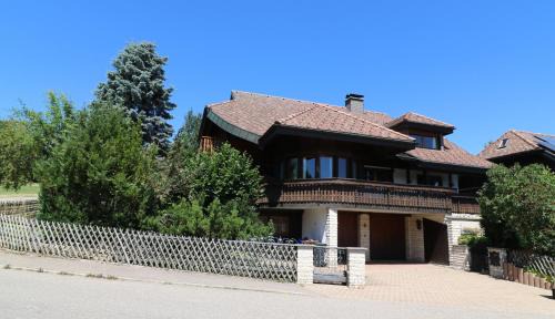Hoechenschwand Apartment | Haus Panoramablick - Fewo Alpensicht, 4 Schlafzimmer, Höchenschwand