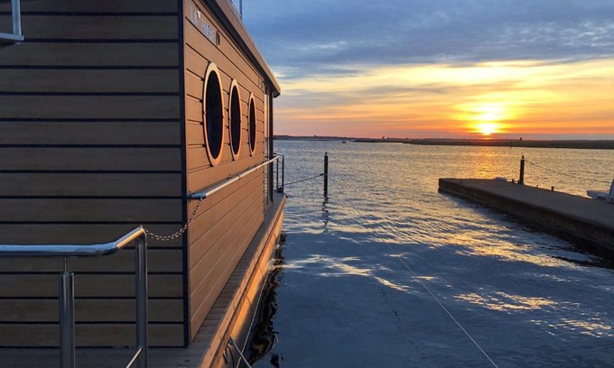 Wendtorf Boat Rental | Hausboot Fjord Luna mit Biosauna in Wendtorf