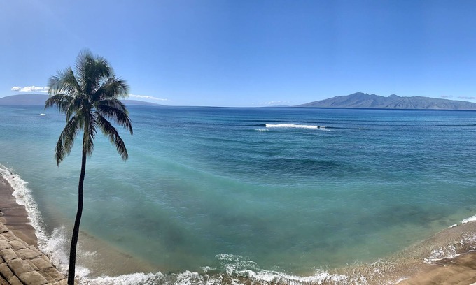 Kahana Condo | Hawaii Life Presents Updated 2BR/2BA 6th Floor Unbeatable Oceanfront Location