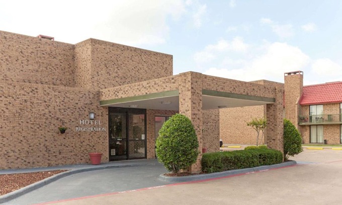 Richardson Hotel | Hawthorn Extended Stay by Wyndham Richardson