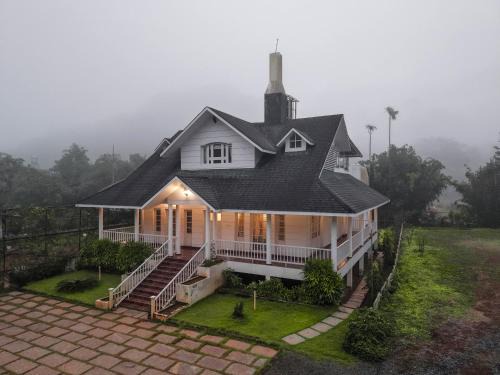 Lakkidi Bed & Breakfast | Hermas Villa by Cove Tourism