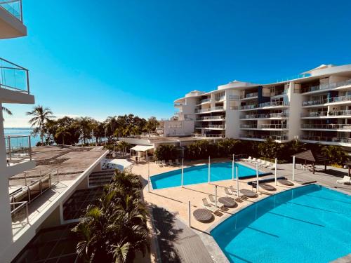 Urangan Apartment | Hervey Bay 2BR 2BA Apartment in Resort on the Esplanade with 2 Pools, Spa, Gym, and Parking
