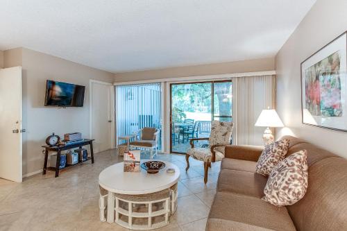 Palmetto Dunes Apartment | Hickory Cove 18