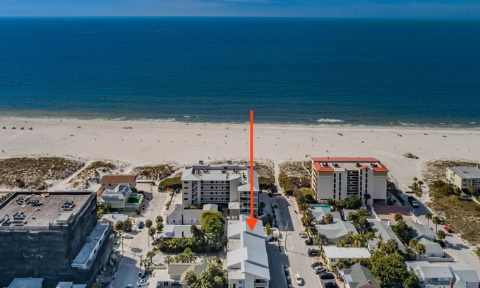 Clearwater Beach Condo | Hidden Beach Retreat | Pool | Steps from the sand