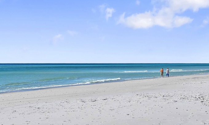 Seagrove Beach Condo | Hidden Beach Villas - 111 - Studio villa by RedAwning