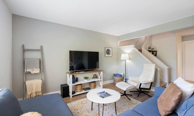 Harbor Springs Condo | Hideaway Valley #3: 3 BR, 2.5 BA Condominium in Harbor Springs, Sleeps 6