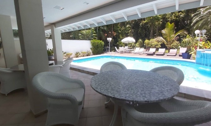 Riviera de Sao Lourenco House | High Standard | 6 Suites | Tennis Court | Mod 19