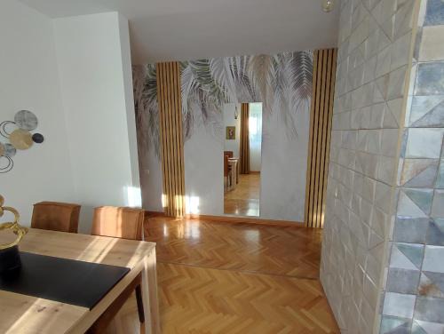 Kraljevo Apartment | High T