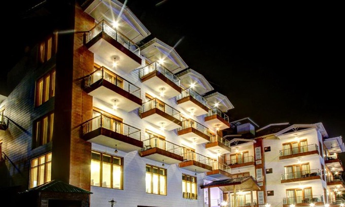 Simsa Village Hotel | Hill County Resort & Spa