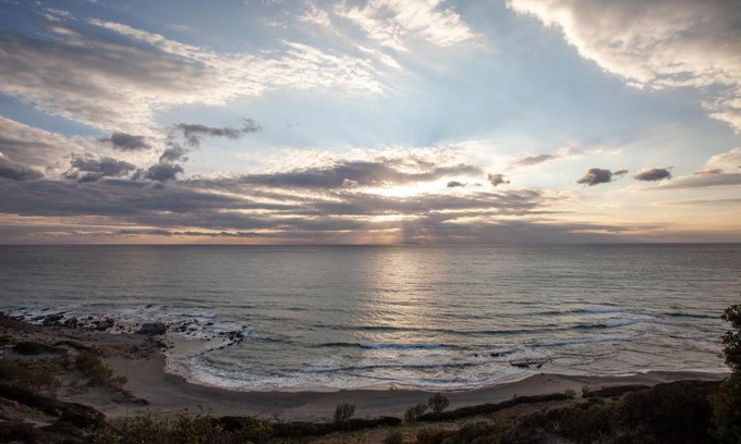 Agios Vasileios Hotel | Hill of Calm