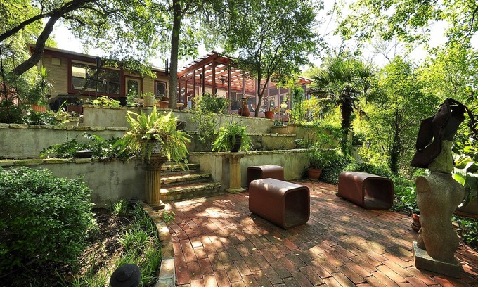Barton Hills House | Hills Haven - beautiful, unique and close to everything!