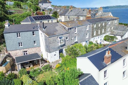 Kingsand House | Hillside House