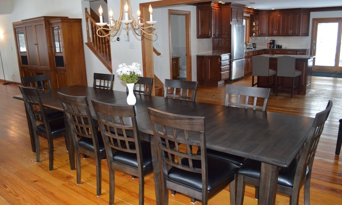 North Conway House | Hillside Lodge-North Wing: Sleeps 16, 5 br, 4.5 ba, 4,500 sq ft