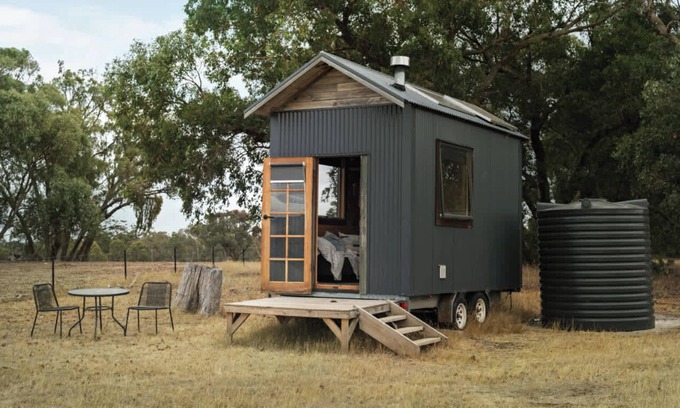 Taradale House | Hillsview Cottage by Tiny Away