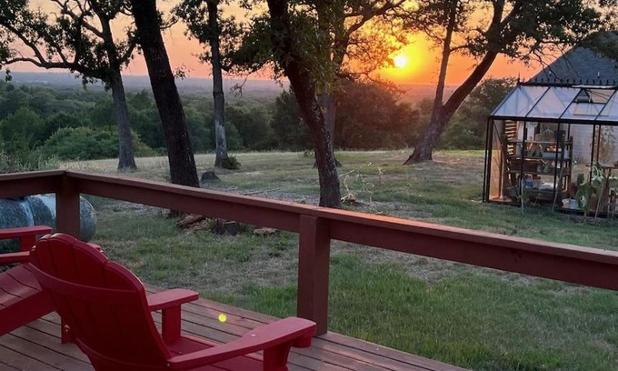 Caldwell House | Hilltop Cottage with Sunset Views at The Farm on a Hill