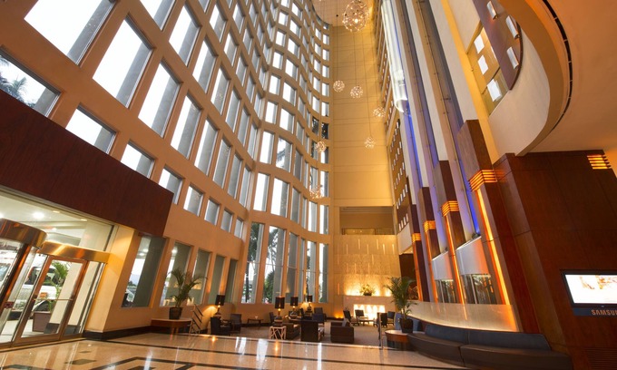 Kennedy Hotel | Hilton Colon Guayaquil