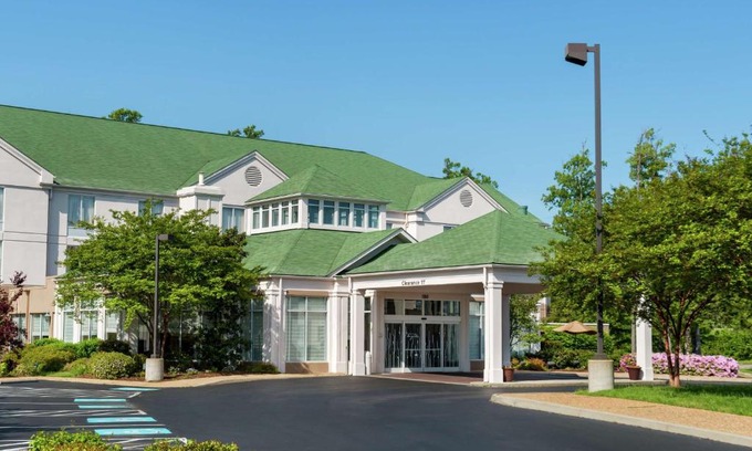 Central Newport News Hotel | Hilton Garden Inn Newport News