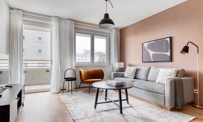 Brigittenau Apartment | Hip Brigittenau 2BR w/Roof & Pvt Loggia, nr Handeskai, by Blueground