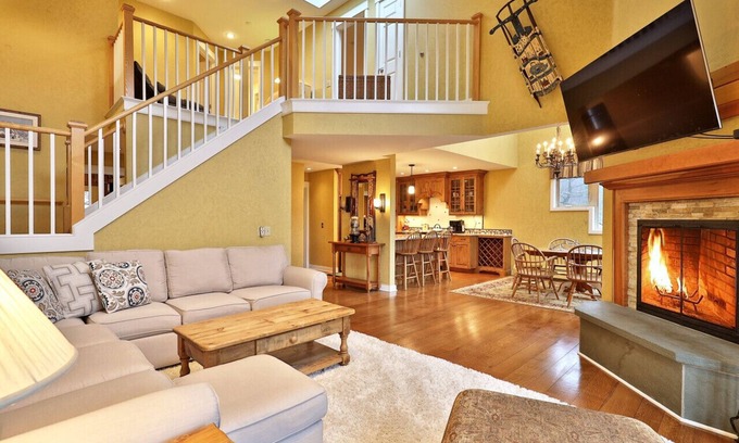 Ludlow Apartment | Hirt, Solitude E301 Vrbo